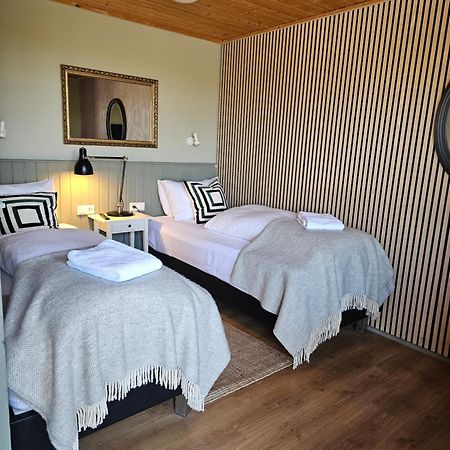 Riverfront Lodge Hella Bagian luar foto