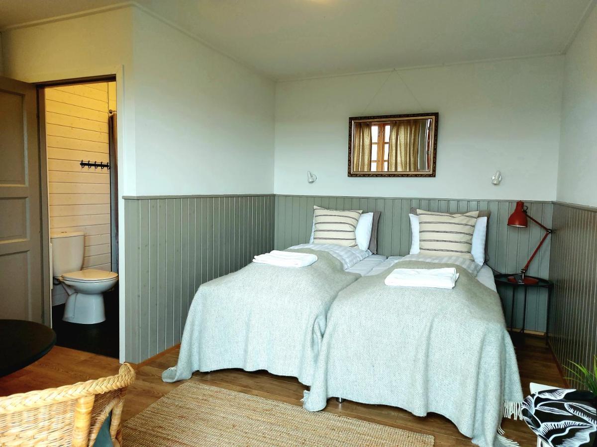Riverfront Lodge Hella Bagian luar foto