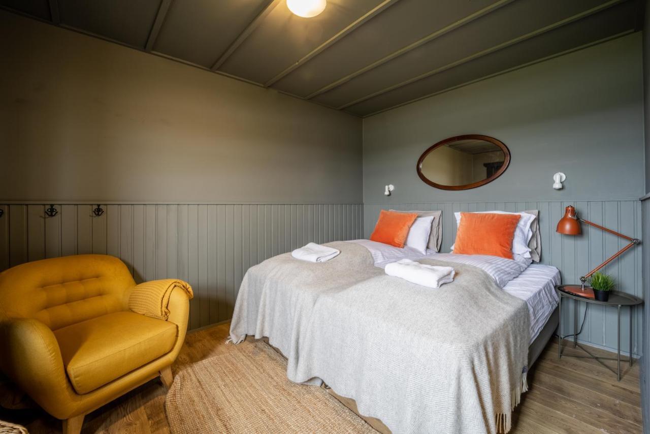 Riverfront Lodge Hella Bagian luar foto